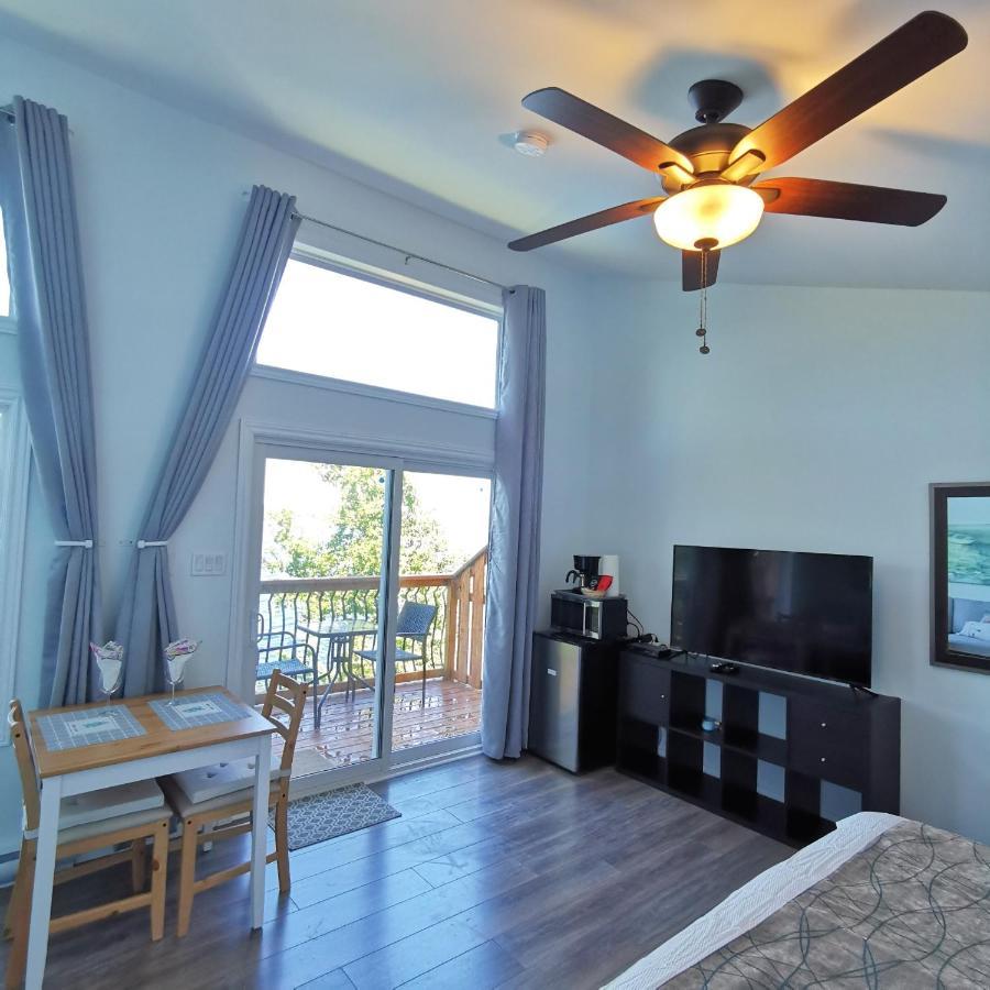 Knotty Pine Ocean Front Suite - Adults Only Ingonish Dış mekan fotoğraf