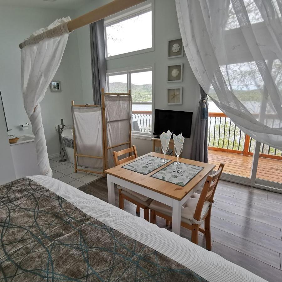 Knotty Pine Ocean Front Suite - Adults Only Ingonish Dış mekan fotoğraf